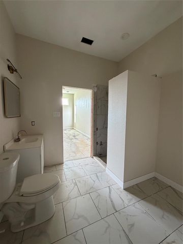 1804 65th Street A-B, Galveston, TX 77551