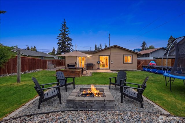 621 Jameson St, Sedro Woolley, WA 98284
