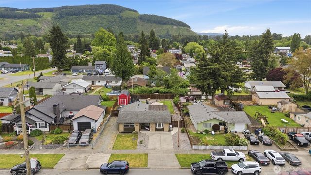 621 Jameson St, Sedro Woolley, WA 98284