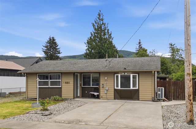 621 Jameson St, Sedro Woolley, WA 98284