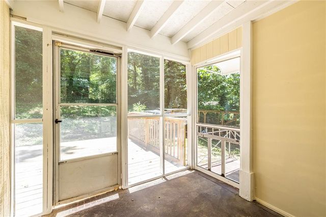 1909 Lisbon Drive SW, Atlanta, GA 30310