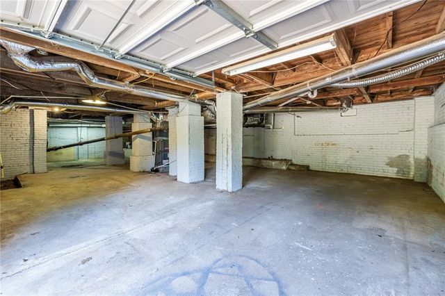 1909 Lisbon Drive SW, Atlanta, GA 30310