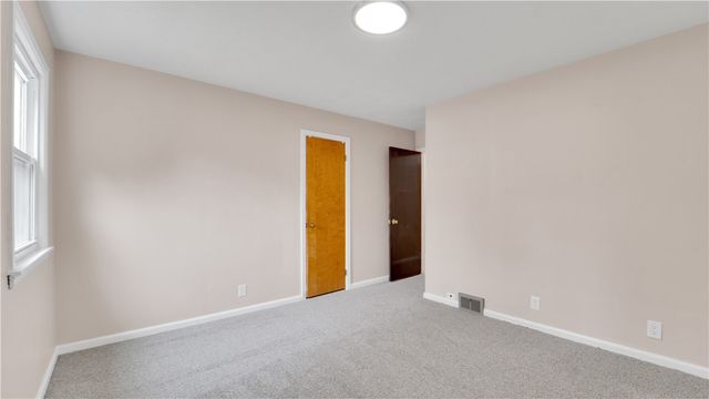 538 Glenview Court, Webster, NY 14580