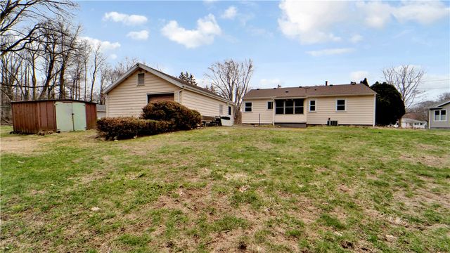 538 Glenview Court, Webster, NY 14580