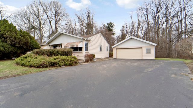 538 Glenview Court, Webster, NY 14580