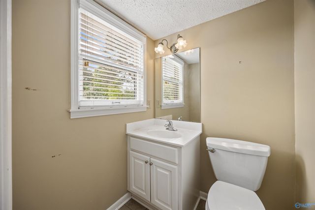 1928 Edenton Drive SW, Huntsville, AL 35803