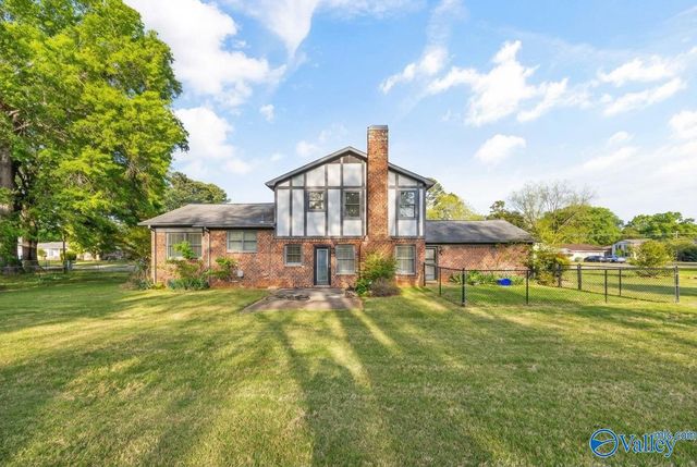 1928 Edenton Drive SW, Huntsville, AL 35803