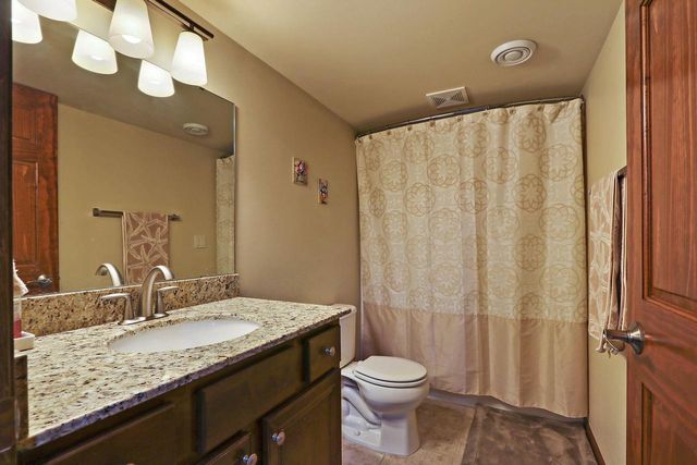 9966 Cooper ROAD, Pleasant Prairie, WI 53158