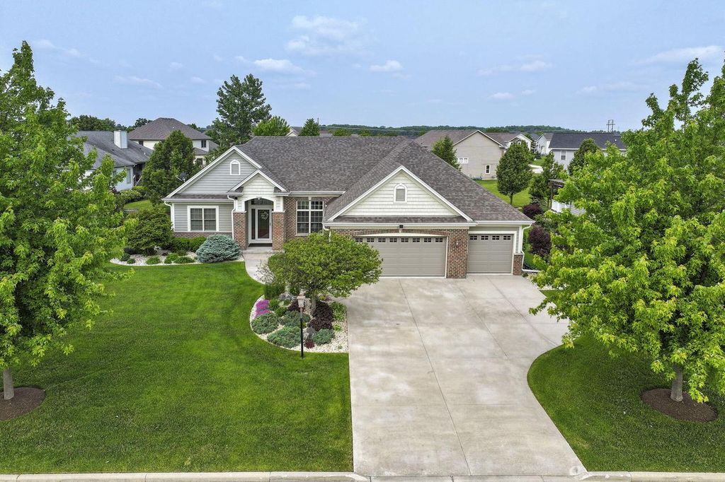 9966 Cooper ROAD, Pleasant Prairie, WI 53158