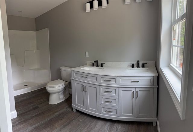 12 Jewell Lane, Derry, NH 03038