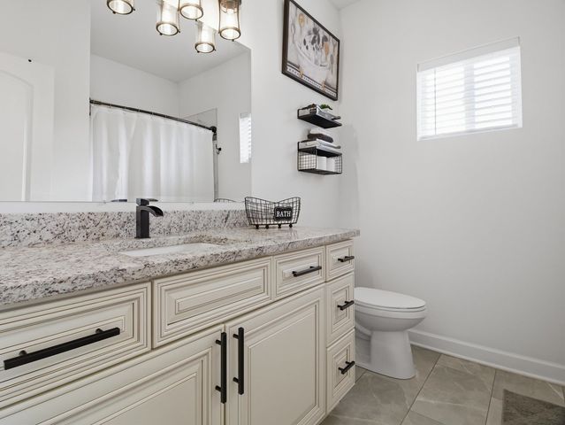 8566 S 83rd Avenue, Hickory Hills, IL 60457