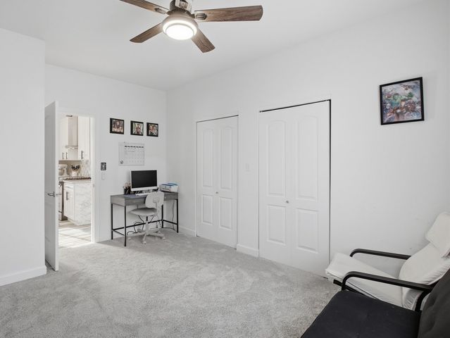 8566 S 83rd Avenue, Hickory Hills, IL 60457