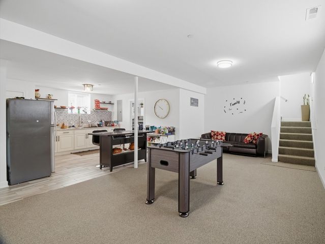 8566 S 83rd Avenue, Hickory Hills, IL 60457