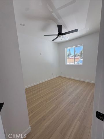 7622 ROYER, Canoga Park (los Angeles), CA 91304