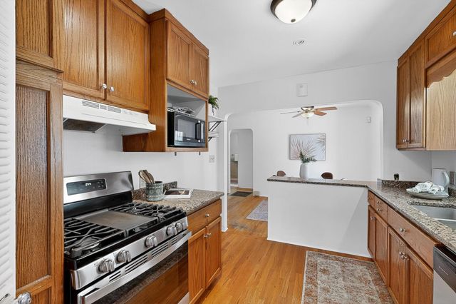 2916 Santa Clara Avenue SE, Albuquerque, NM 87106