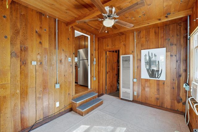 2916 Santa Clara Avenue SE, Albuquerque, NM 87106