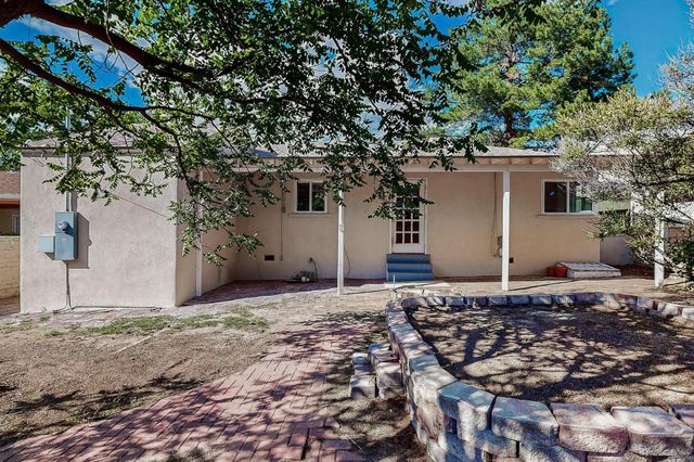 2916 Santa Clara Avenue SE, Albuquerque, NM 87106