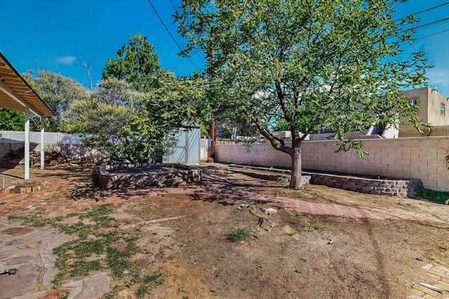 2916 Santa Clara Avenue SE, Albuquerque, NM 87106