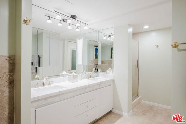 850 E OCEAN Boulevard 801, Long Beach, CA 90802