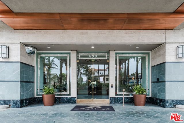 850 E OCEAN Boulevard 801, Long Beach, CA 90802