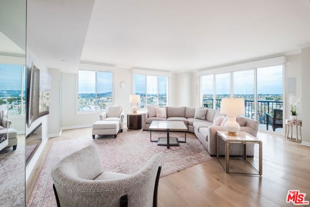 850 E OCEAN Boulevard 801, Long Beach, CA 90802