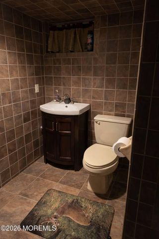 894 Us 9, South Amboy, NJ 08879