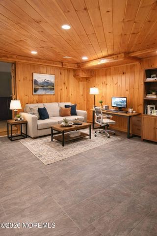 894 Us 9, South Amboy, NJ 08879