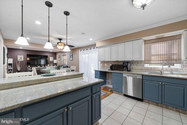 39 CYPRESS RD, Toms River, NJ 08753