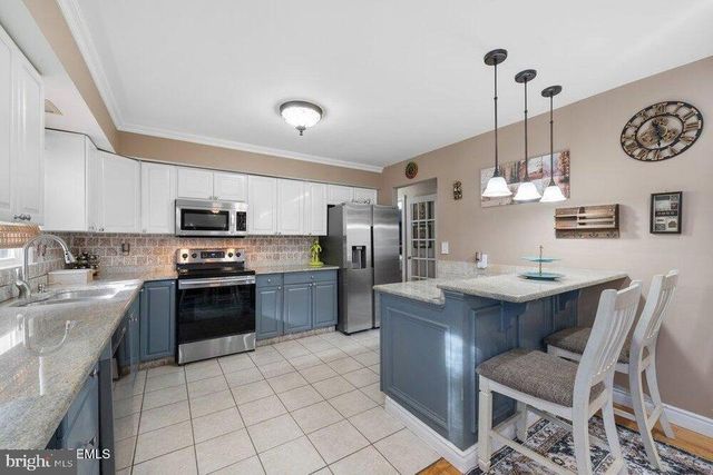 39 CYPRESS RD, Toms River, NJ 08753