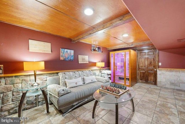 39 CYPRESS RD, Toms River, NJ 08753