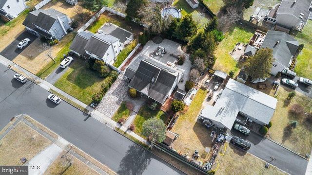 39 CYPRESS RD, Toms River, NJ 08753