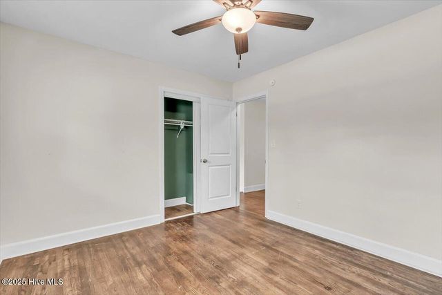 211 Fenton Place, Jacksonville, NC 28540