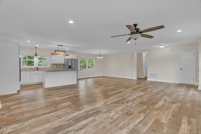 211 Fenton Place, Jacksonville, NC 28540
