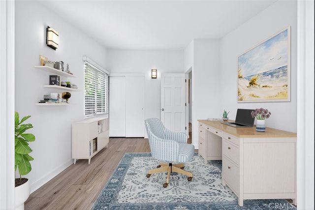 1962 Fullerton Avenue, Costa Mesa, CA 92627