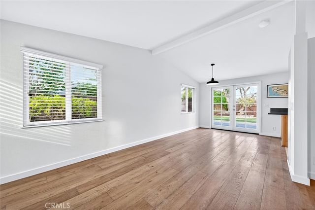 1962 Fullerton Avenue, Costa Mesa, CA 92627