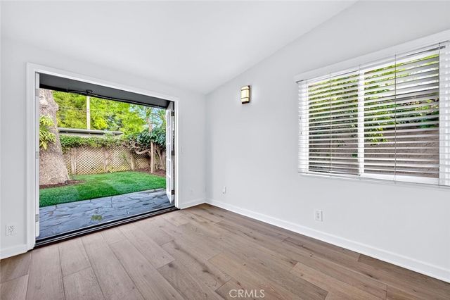 1962 Fullerton Avenue, Costa Mesa, CA 92627