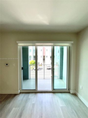 2555 NE 193rd Street 2206, Miami, FL 33180