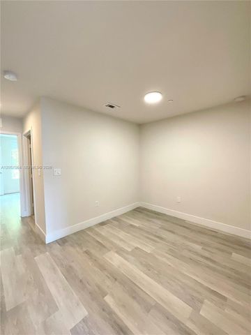 2555 NE 193rd Street 2206, Miami, FL 33180