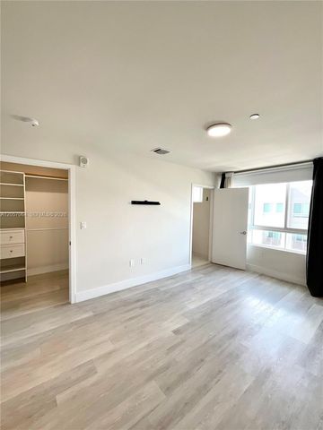 2555 NE 193rd Street 2206, Miami, FL 33180