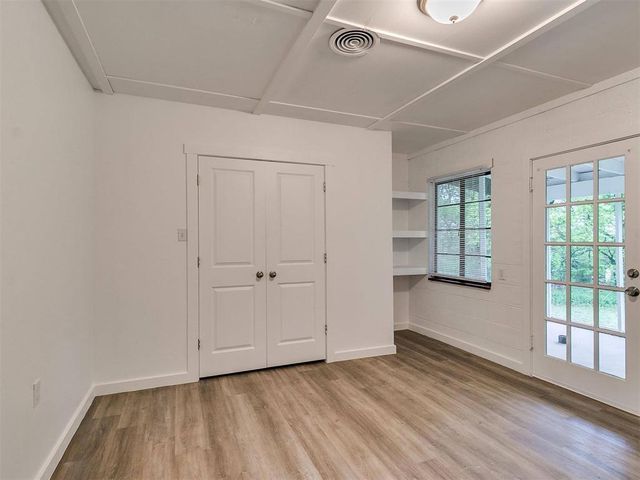 1601 W Harrison Avenue, Guthrie, OK 73044