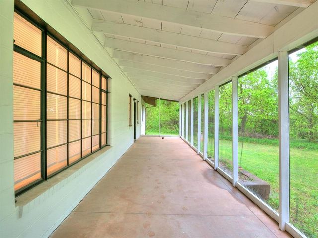 1601 W Harrison Avenue, Guthrie, OK 73044