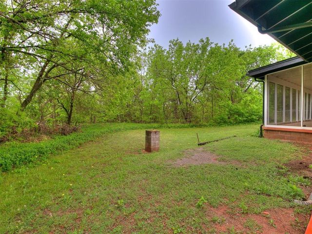 1601 W Harrison Avenue, Guthrie, OK 73044