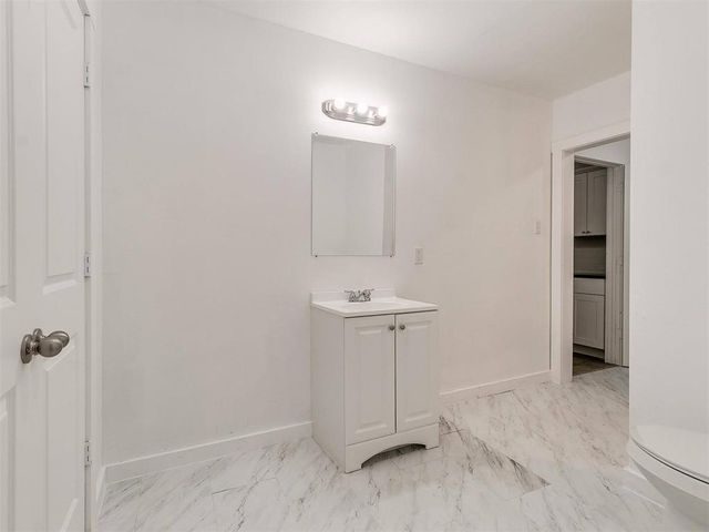 1601 W Harrison Avenue, Guthrie, OK 73044