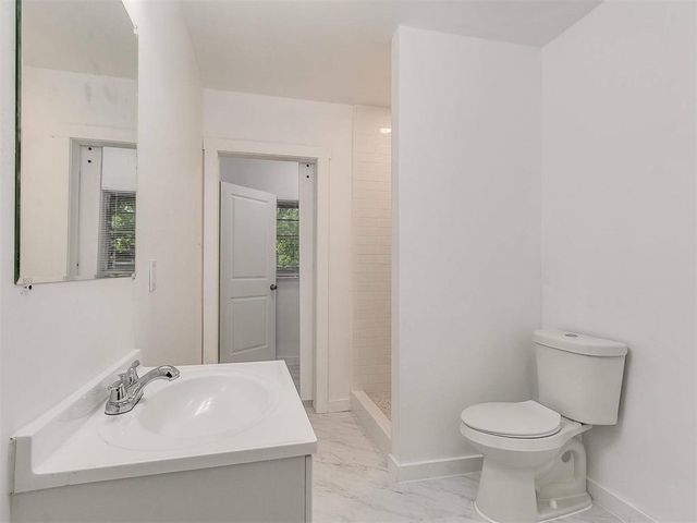 1601 W Harrison Avenue, Guthrie, OK 73044