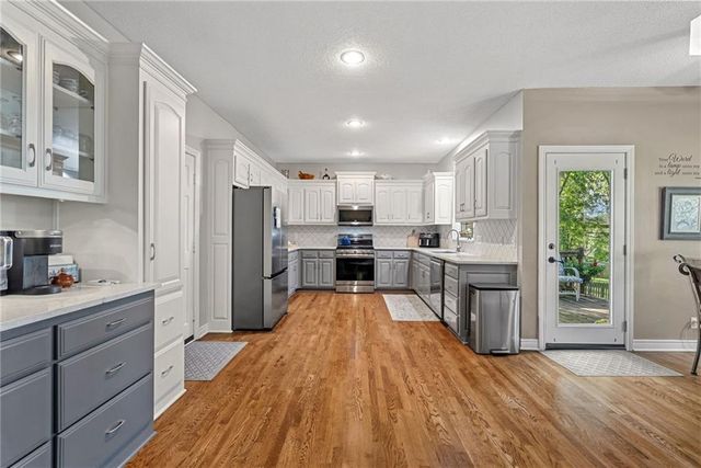 12709 S Hagan Court, Olathe, KS 66062
