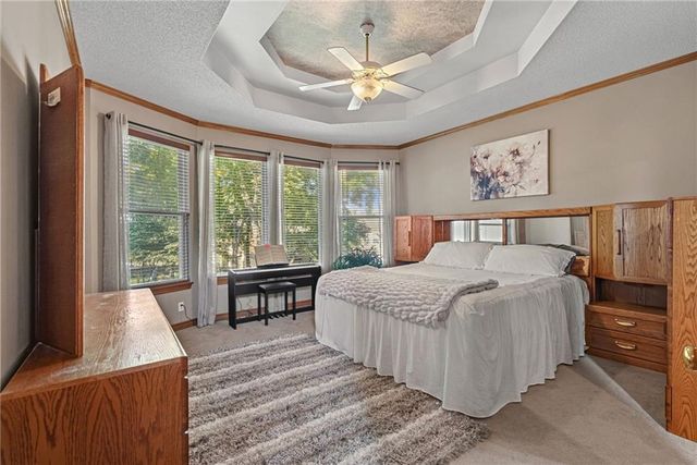 12709 S Hagan Court, Olathe, KS 66062
