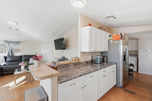 549 E MCKELLIPS Road 44, Mesa, AZ 85203