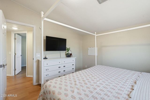 549 E MCKELLIPS Road 44, Mesa, AZ 85203