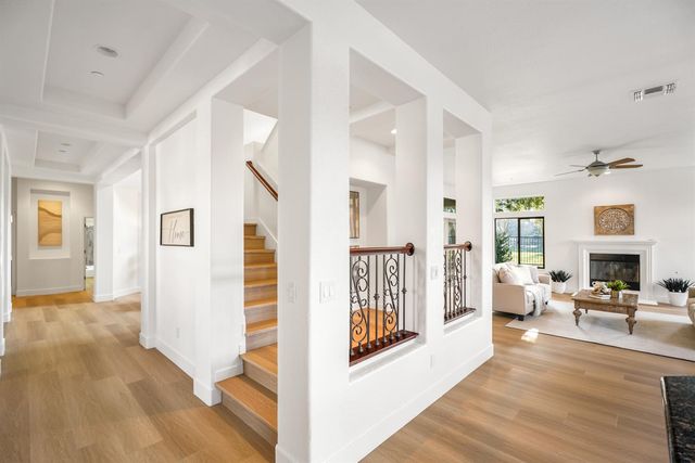 1009 Fountain Dr, West Sacramento, CA 95605