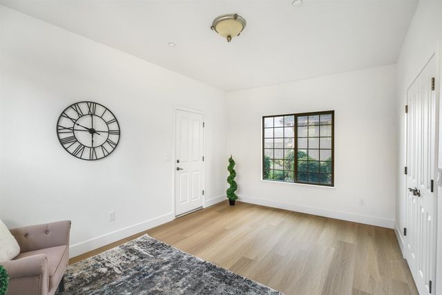 1009 Fountain Dr, West Sacramento, CA 95605